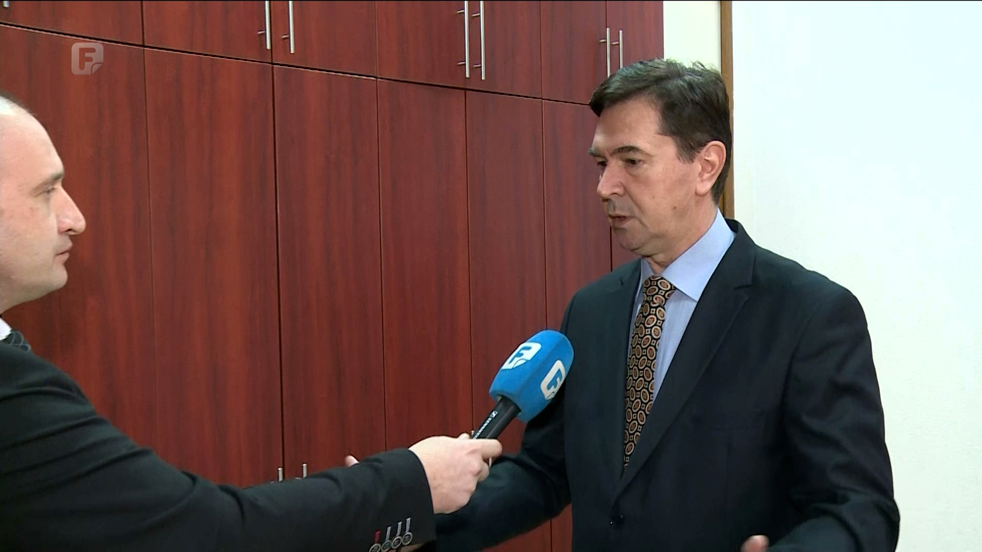 Ajanović: Vlade KS-a i TK-a prekršile prava građana na privatni život